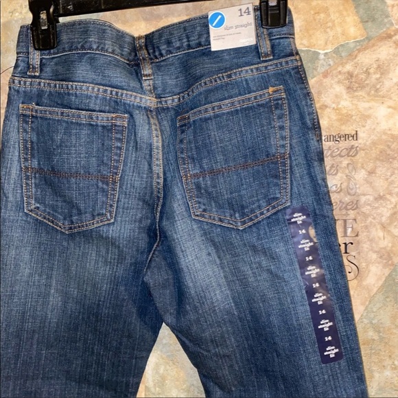 Boys gap new jeans - Picture 2 of 3